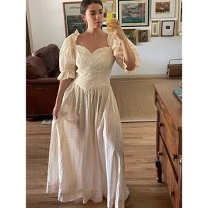 Vintage Eyelet Puff Sleeve Maxi Dress